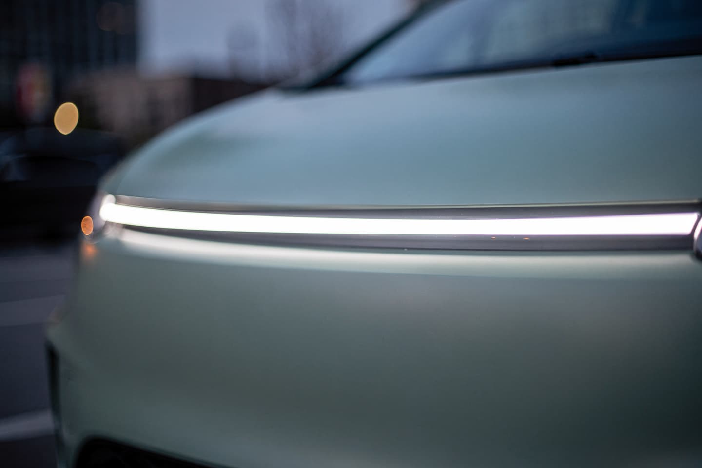 Wayhaven LED light bar detail
